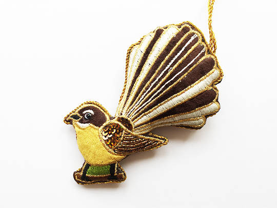 Hanging Piwakawaka / NZ Fantail